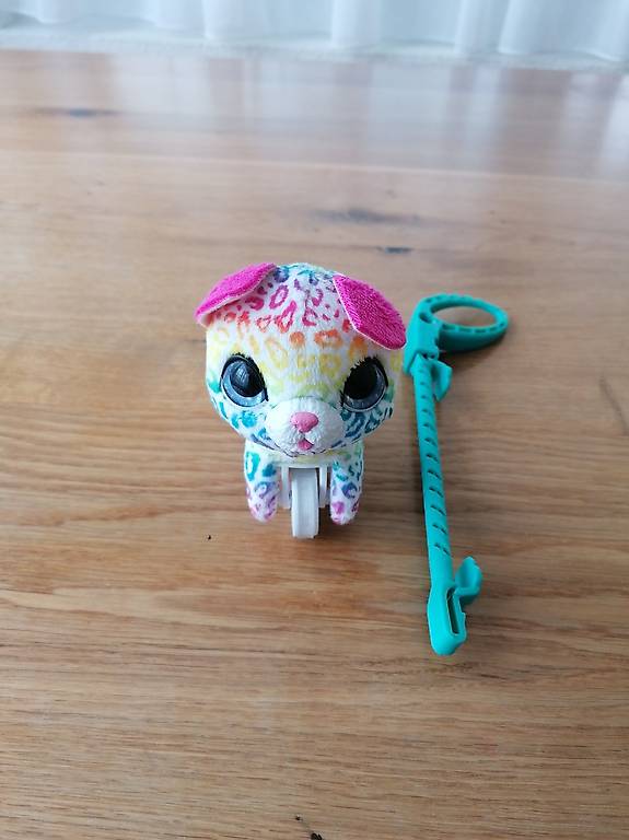 Hasbro FurReal Hund mit Leine