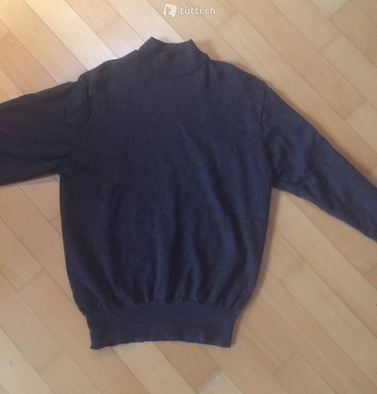 Verschiedenen Sweaters und Pullis