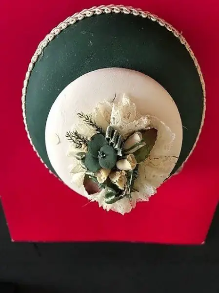 boîte à bijoux en porcelaine avec couvercle