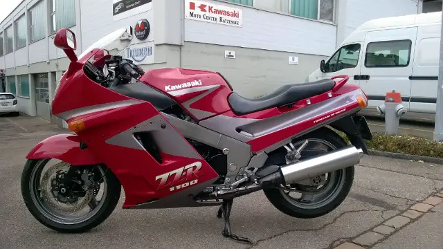 kawasaki zzr 1100
