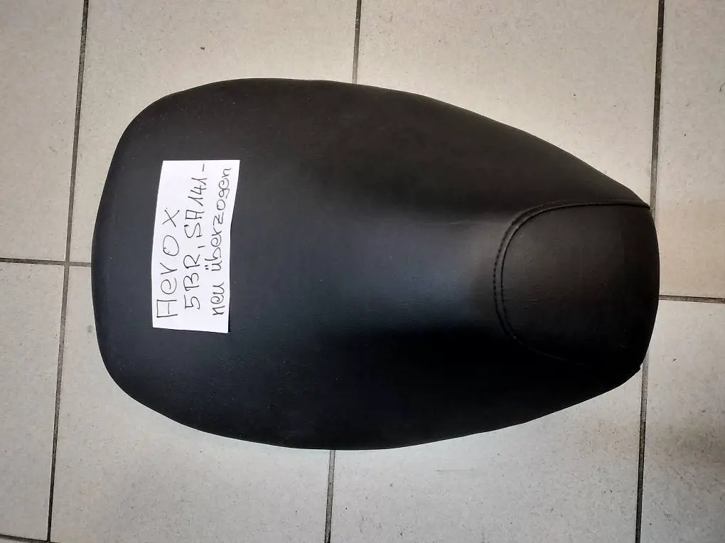 YAMAHA MBK YQ50 Aerox Sitz original