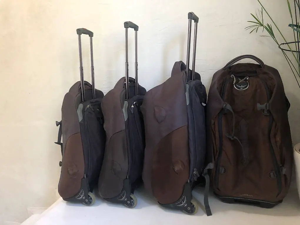 4 sacs -à-dos & valise "OSPREY - SOJOURN"