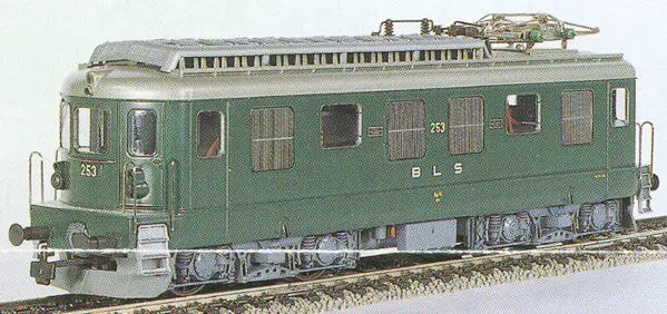 HAG Nr.142 Re 4/4 BLS grün Sondermodell Wechselstrom