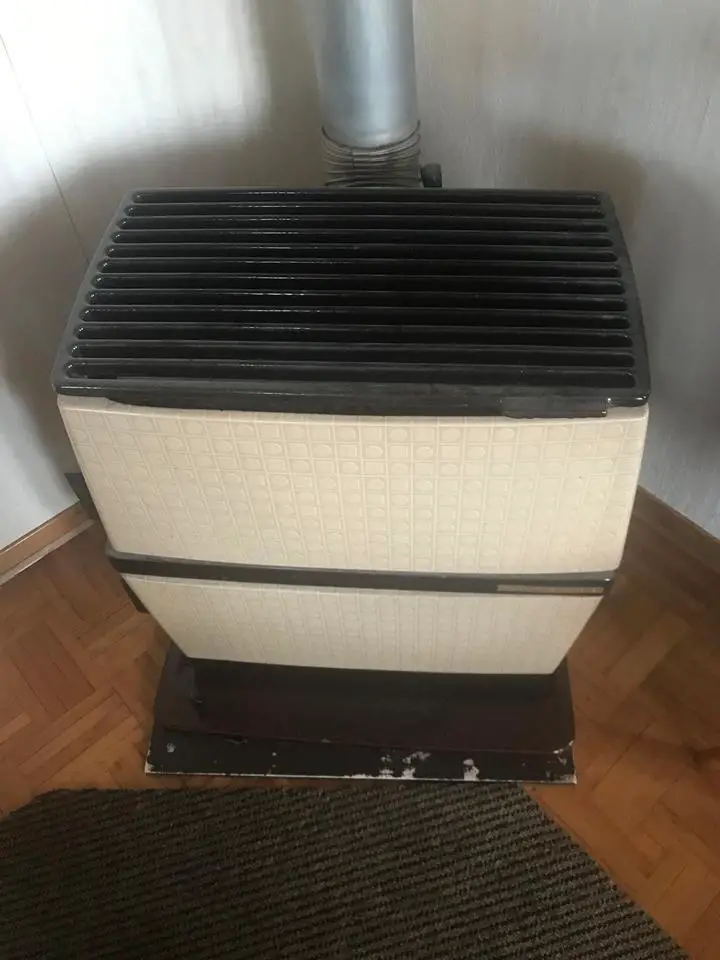 Kachelofen/ Holzofen