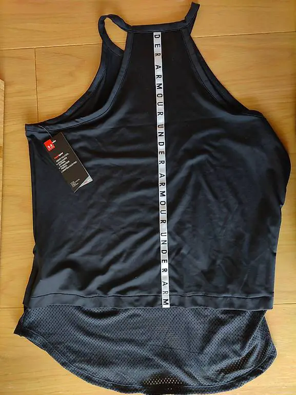 Hemdchen Under Armour Sport Laufen tennis yoga NEU