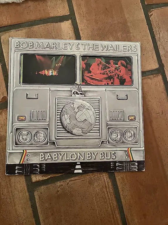 Bob marley platten und hollie cook