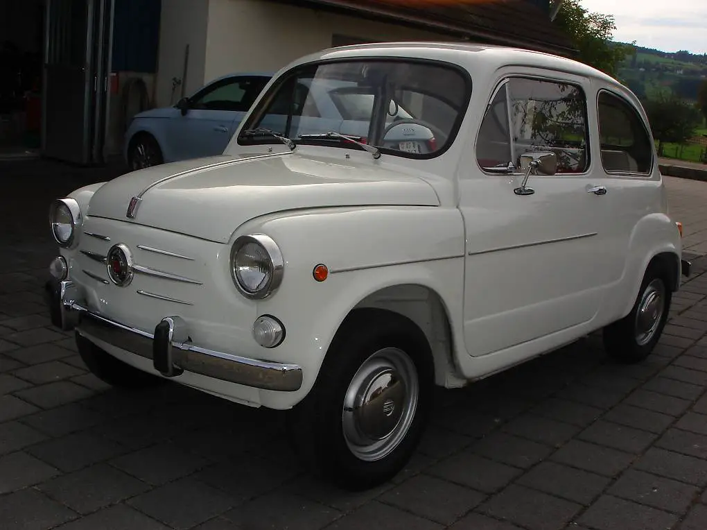 Fiat 600 D / 001