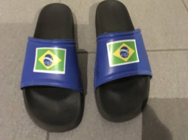 Badeschlarpen Brasilien Logo Grösse 39