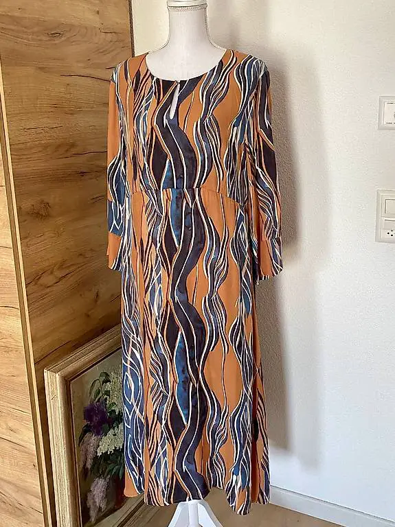 Leichtes Kleid von NILE, Gr. XL. Neu. 100% Viskose