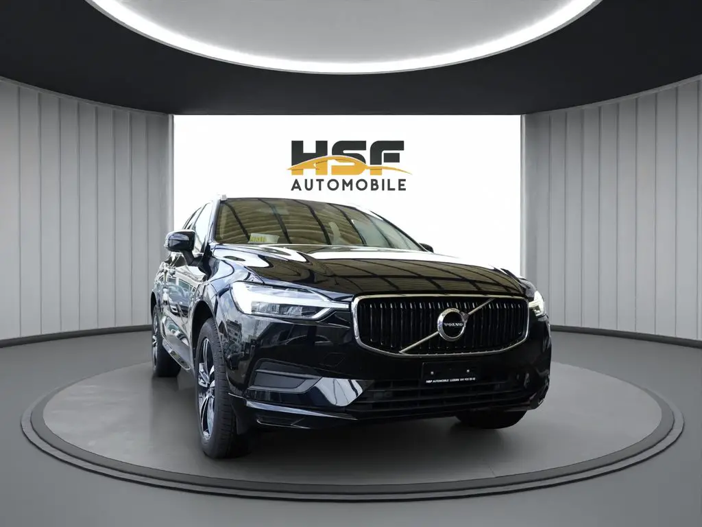 VOLVO XC60 D5 AWD Momentum Geartronic