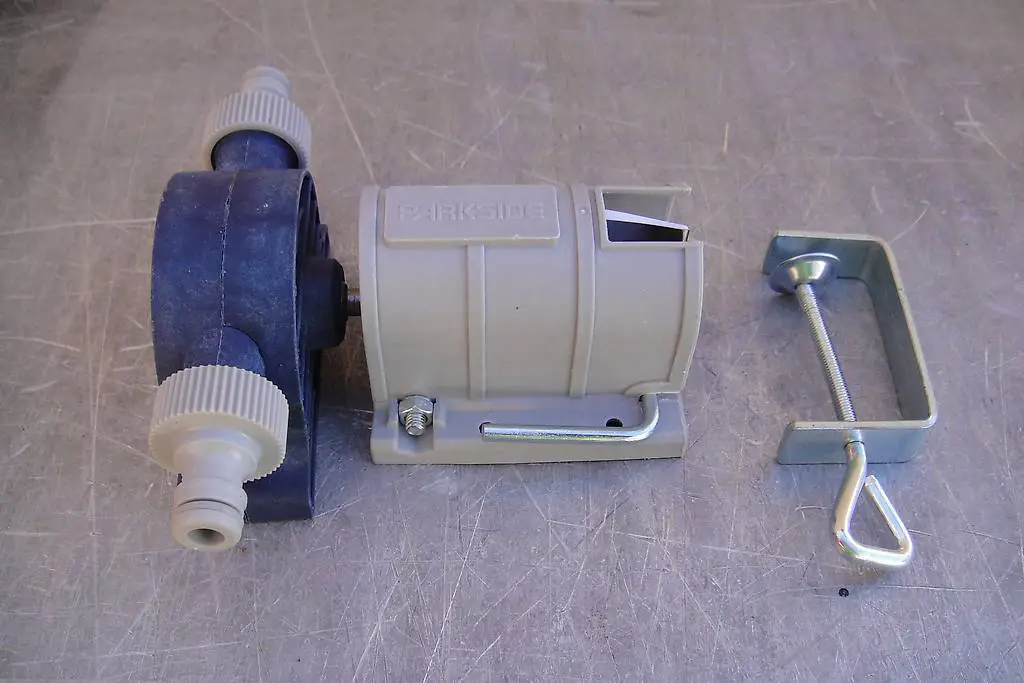 Pumpe / Bohrmaschinenpumpe NEU