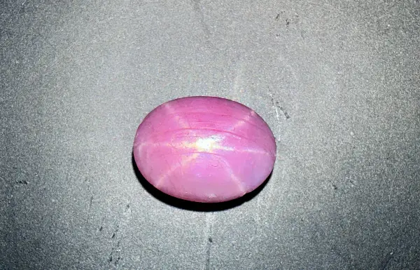 Sternrubin *Indien* - *3 Karat* - *Unbehandelt*