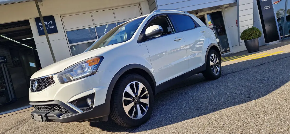 SSANG YONG Korando 2.0 e-XDi Sapphire 4WD