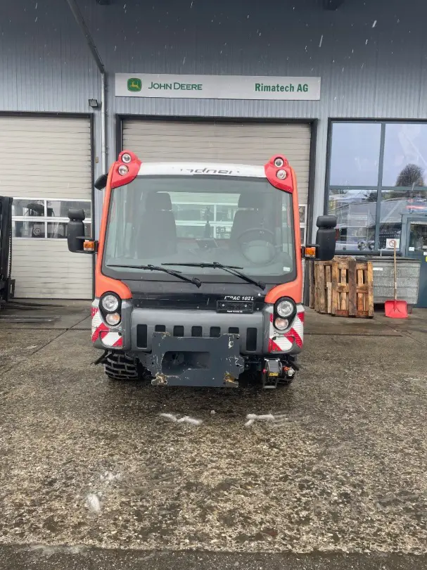 Lindner Unitrac 102L