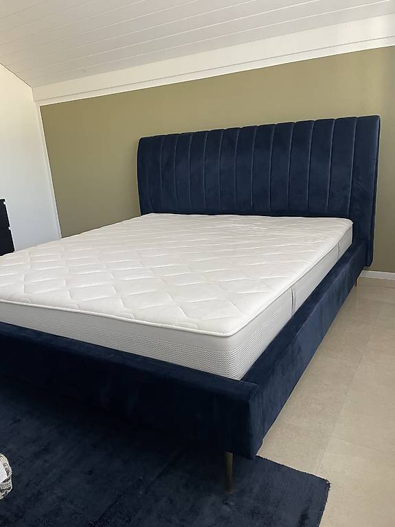 Bett mit Lattenrost Samtstoff MARVILLE 180x200 Marineblau
