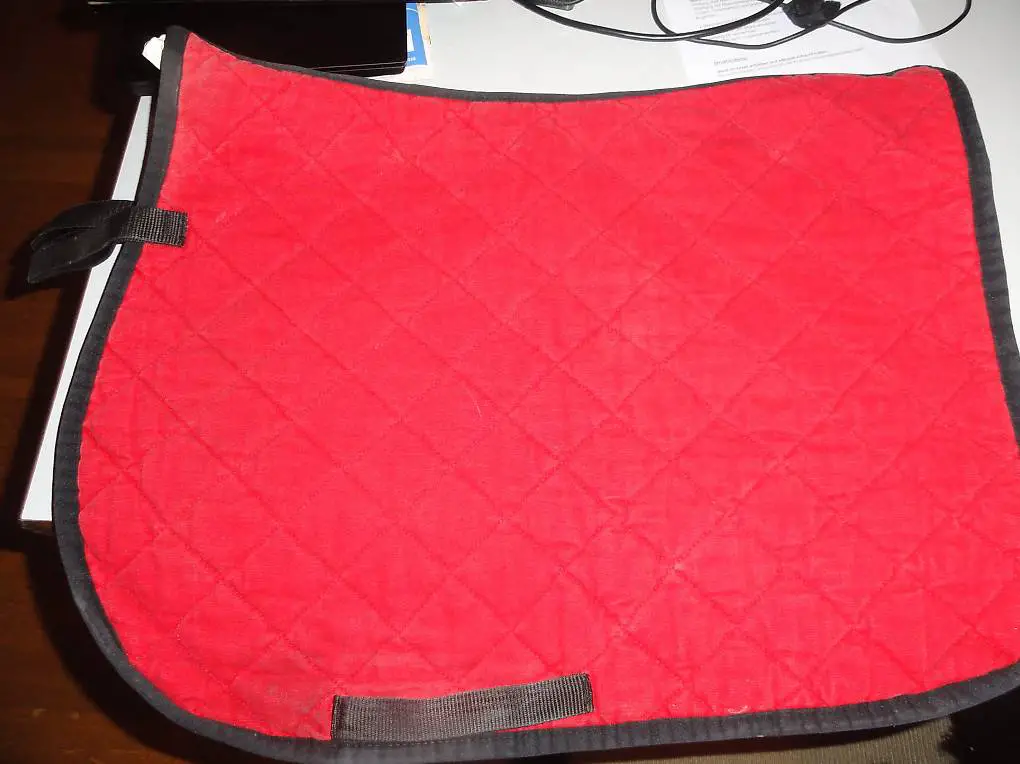 Schabracke Satteldecke Rot gebraucht