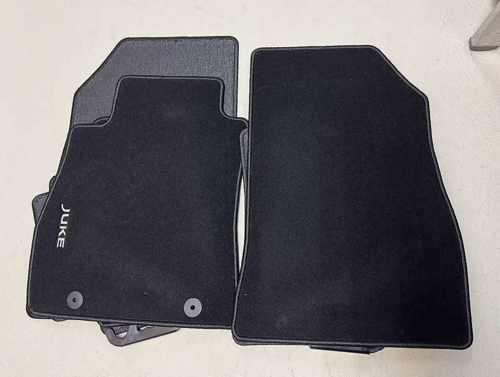 Nissan Juke F15 Bodenteppich