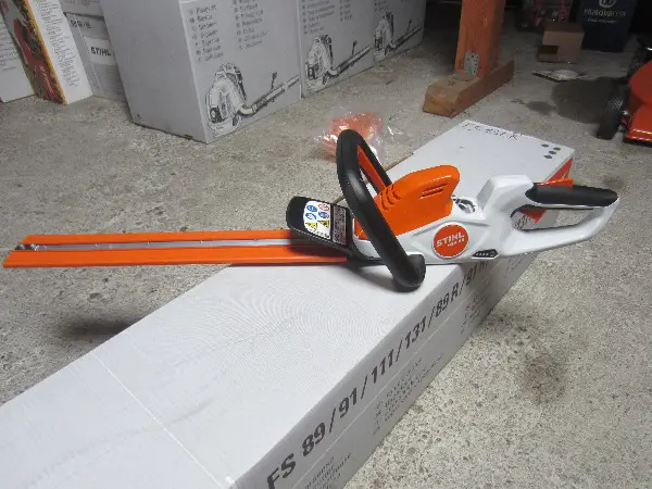 Stihl Akku-Heckenschere HSA40 Demomaschine