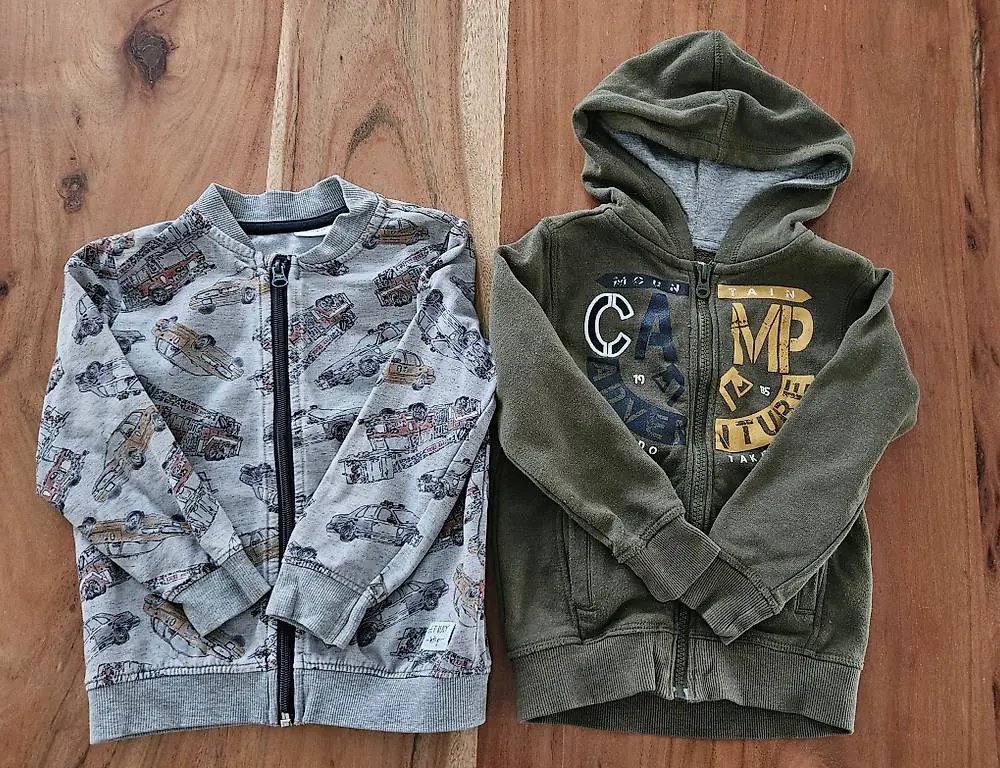 Sweatjacken Gr. 98