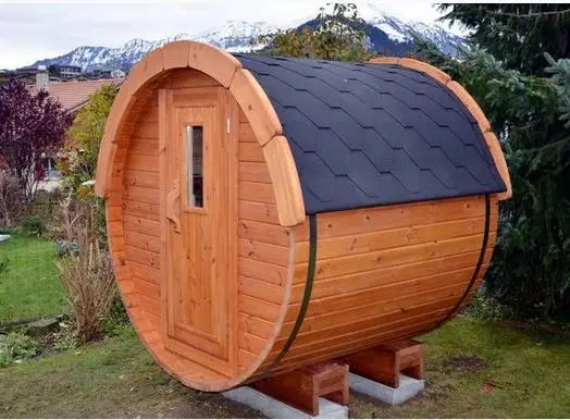 Fasssauna 170 E 1.9m x 1.7m montiert