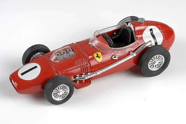 Ferrari Dino rot 246 1958 1:34