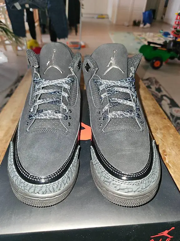 Jordan 3 Black Cat. US 10,5