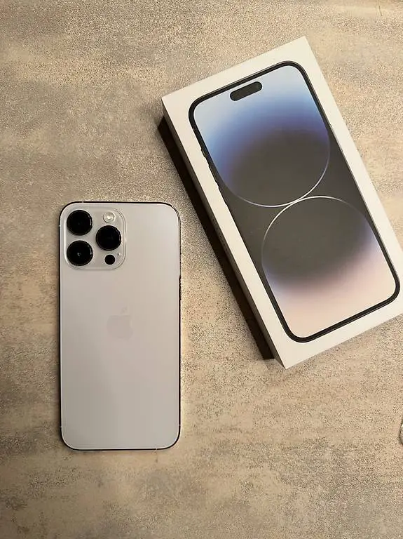 Neuwertiges iPhone 14 Pro Max 256GB Silver