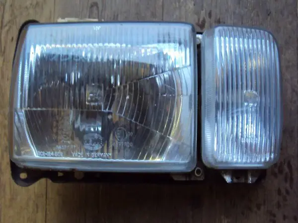 Scheinwerfer VW Passat 1988