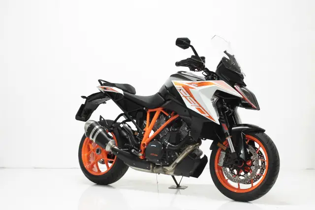 KTM 1290 Super Duke GT