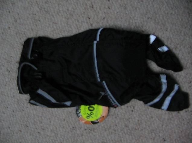 Hunde Regen Mänteli freezack schwarz Grösse 20 neuwertig