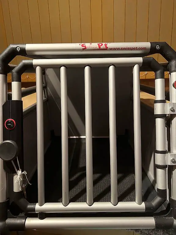 Hundetransportbox - Auto