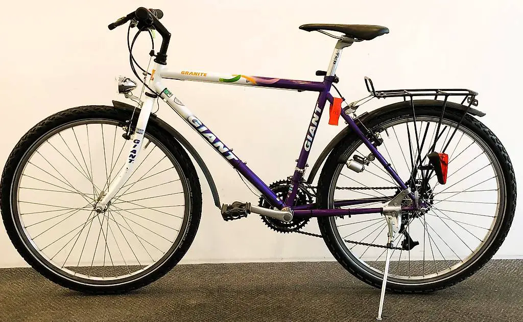 Herrenfahrrad der Marke GIANT, B23/205