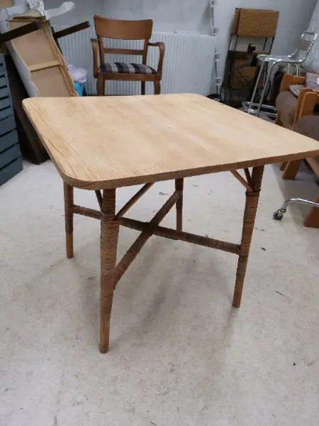 Gartentisch Balkontisch Rattan Tisch