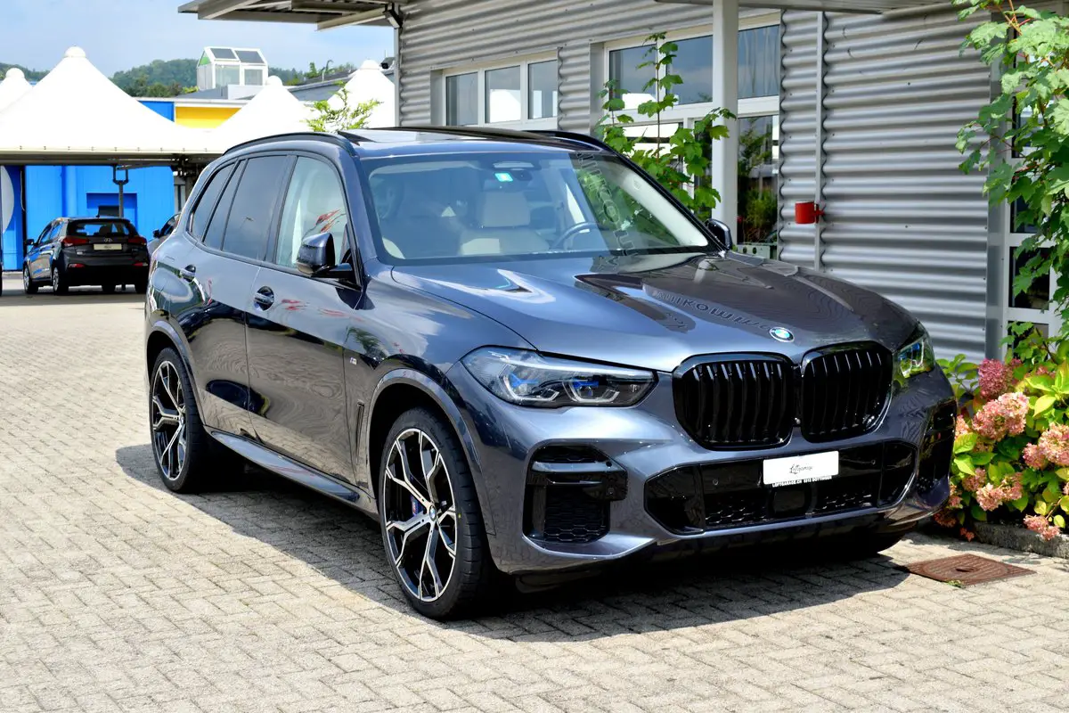 BMW X5 48V 40d M Sport Steptronic (CH Auto) Voll-Ausstattung AHK