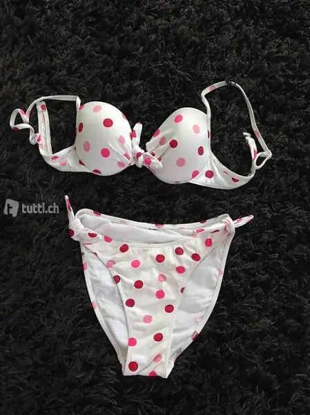 Bikini weiss mit roten Punkten Gr. 36/38 B 75