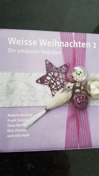 CD: Weihnachtsmelodien mit Frank Sinatra, Elvis Presley etc