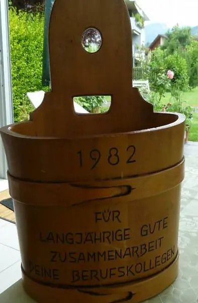 Holz-Mälchterli zum Restaurieren evtl. neu gestalten