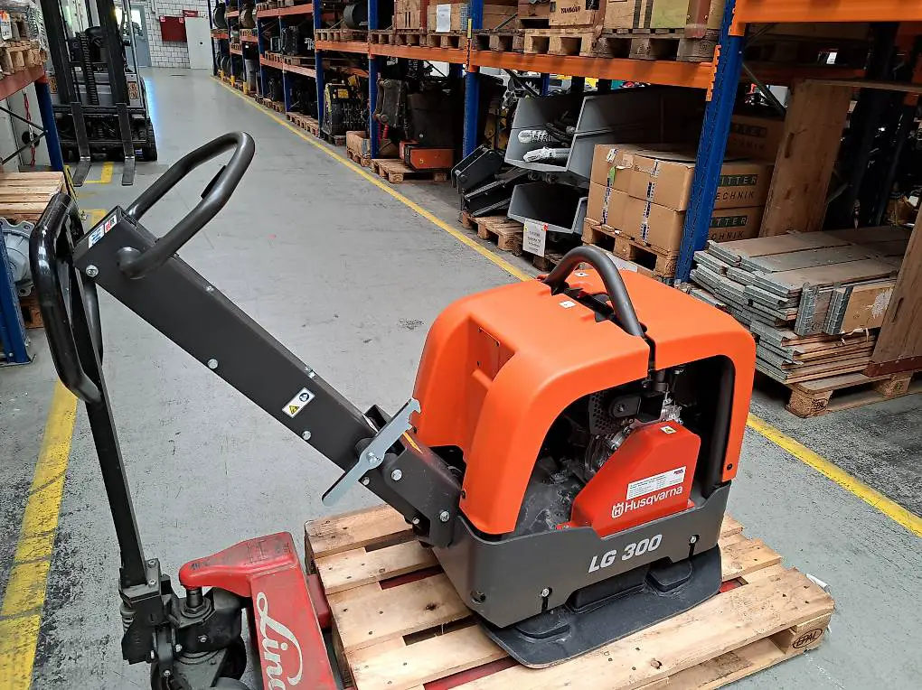 Vibroplatte Husqvarna Diesel