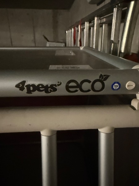 Hundrbox zu verkaufen