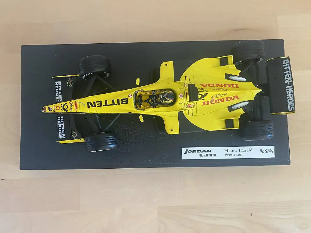 Hot Wheels 1:18 Jordan EJ11 Heinz-Harald Frentzen Rarität