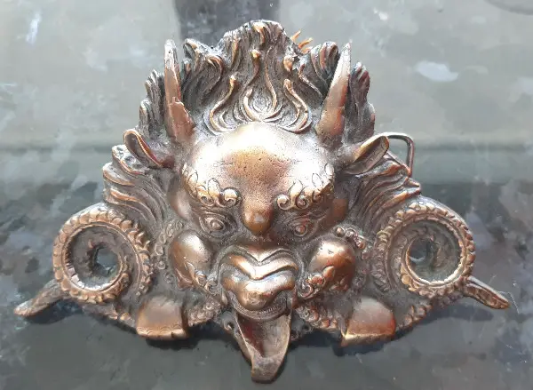 Gürtelschnalle "Drachenkopf" mit Geldfach