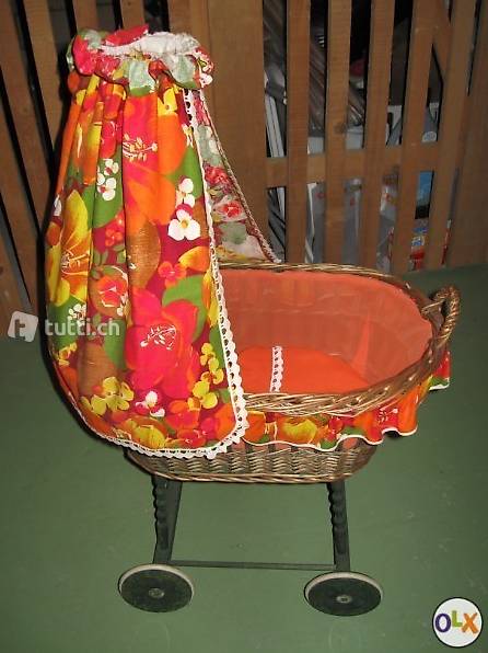 Puppenwagen antik