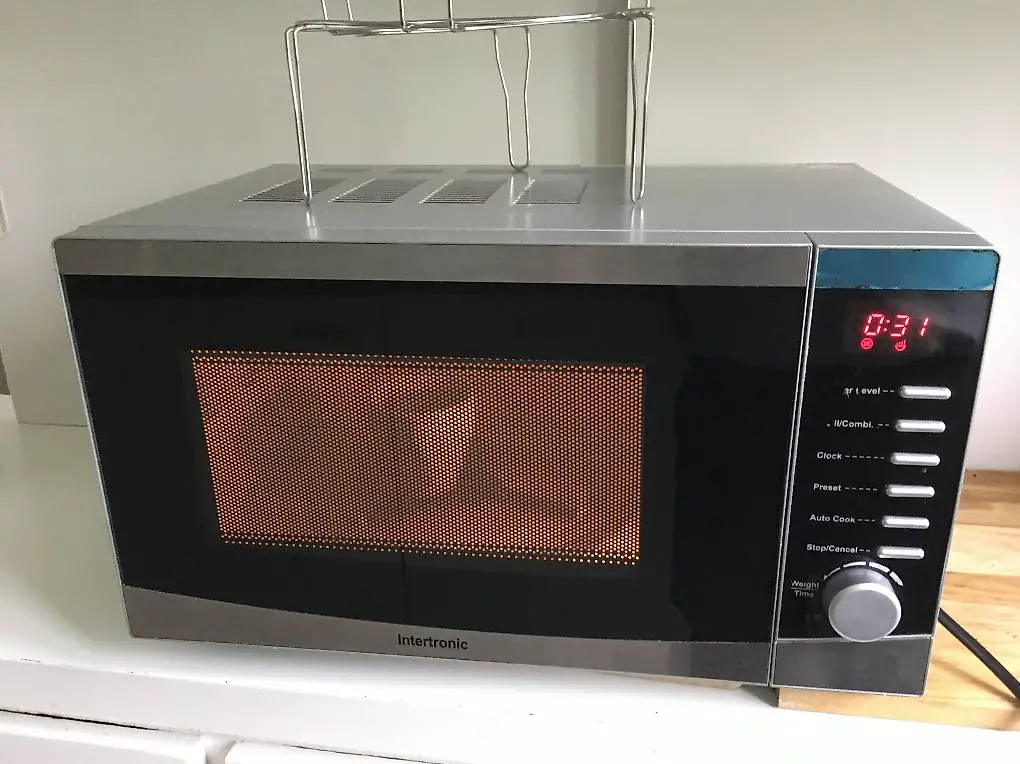 Mikrowelle Intertronic Kombi Grill fast Neue