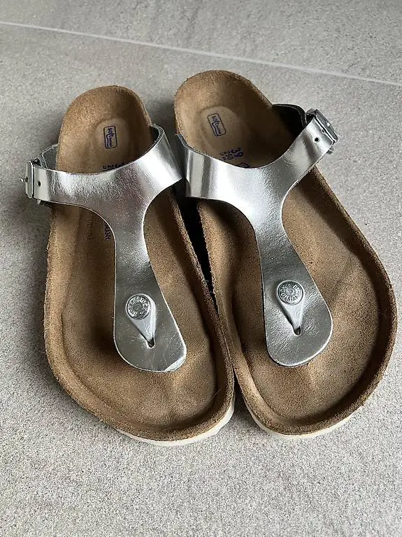 Birkenstock Zehentrenner silber