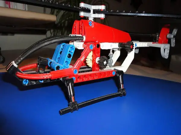 Lego Technic Hubschrauber 2 in 1