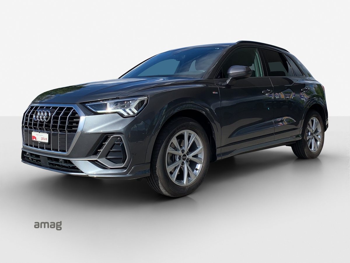 AUDI Q3 35 TFSI S line Attraction