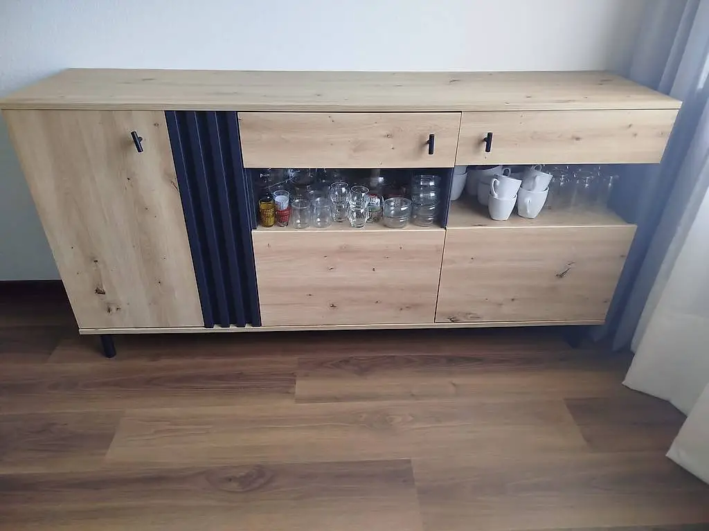 Wegen wohnungsauflösung zu verkaufen