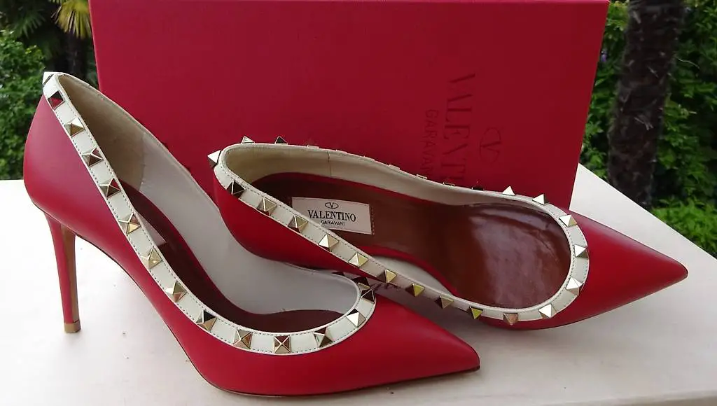 valentino leather shoes size 38,5 and 39 originalnew