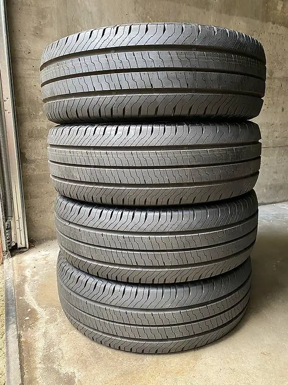 215/60/17 C Continental Sommerpneu