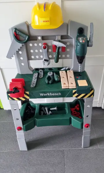 Bosch Werkbank mit viel Zubehör